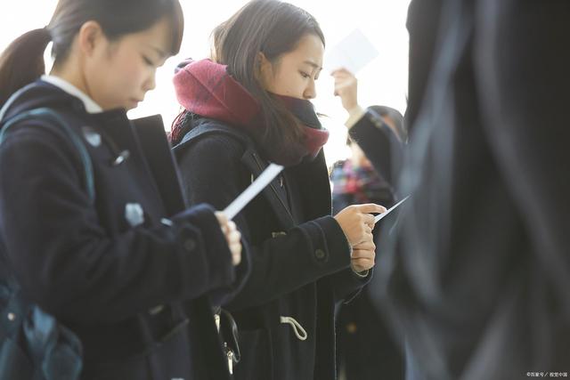 花几万元报公考培训班，真的能提高上岸几率吗？过来人告诉你答案